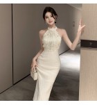 少女連身裙花瓣掛脖露肩中長裙