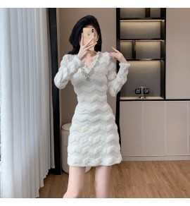 女裝連身裙花邊V領長袖短裙
